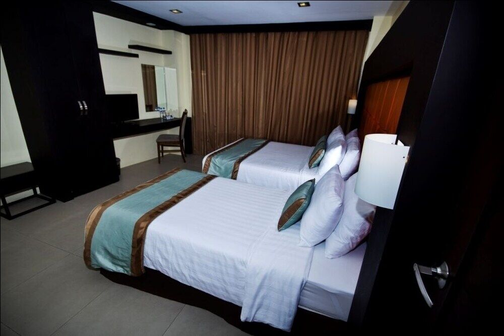 Mango Suites Tuguegarao City Exterior foto